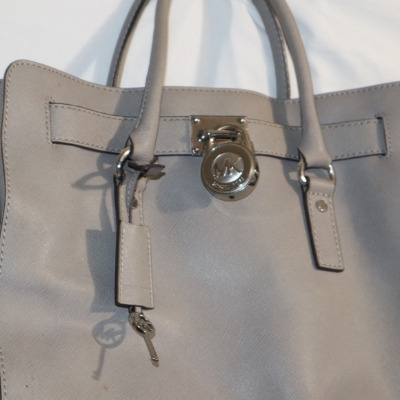 MICHAEL MICHAEL KORS Hamilton Saffiano Leather Large Tote grey - Picture 14 of 15